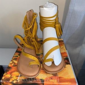 Brand new yellow Jeffrey Campbell Sandals